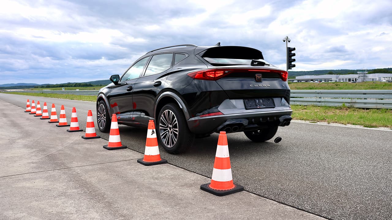 245-45-R18-Auto-Bild-Allrad-2024-2