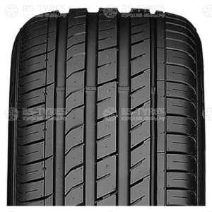 Roadstone N`Fera SU1 255/40 R18 99Y
