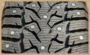 Royal Black Stud II 235/50 R18 101T