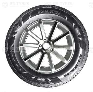 Royal Black Stud II 235/50 R18 101T